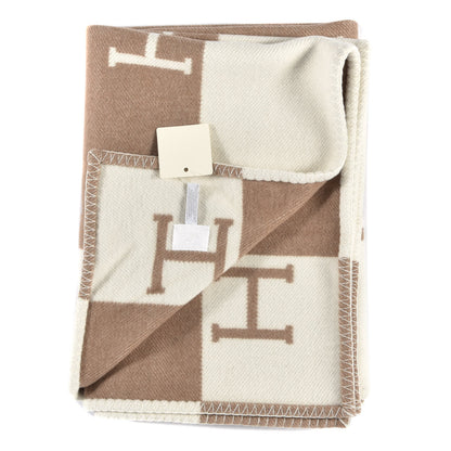 Hermes Wool Cashmere Avalon Baby Blanket Noisette Moyen White 2 of 3
