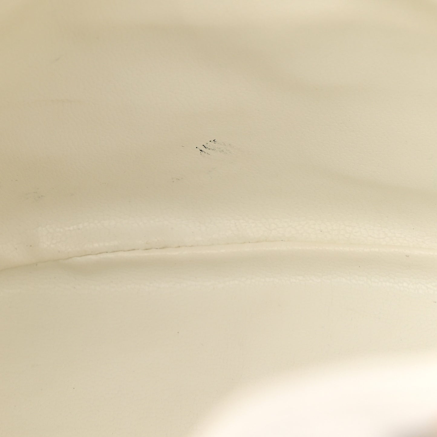 Lambskin CC Drawstring Bucket Bag White