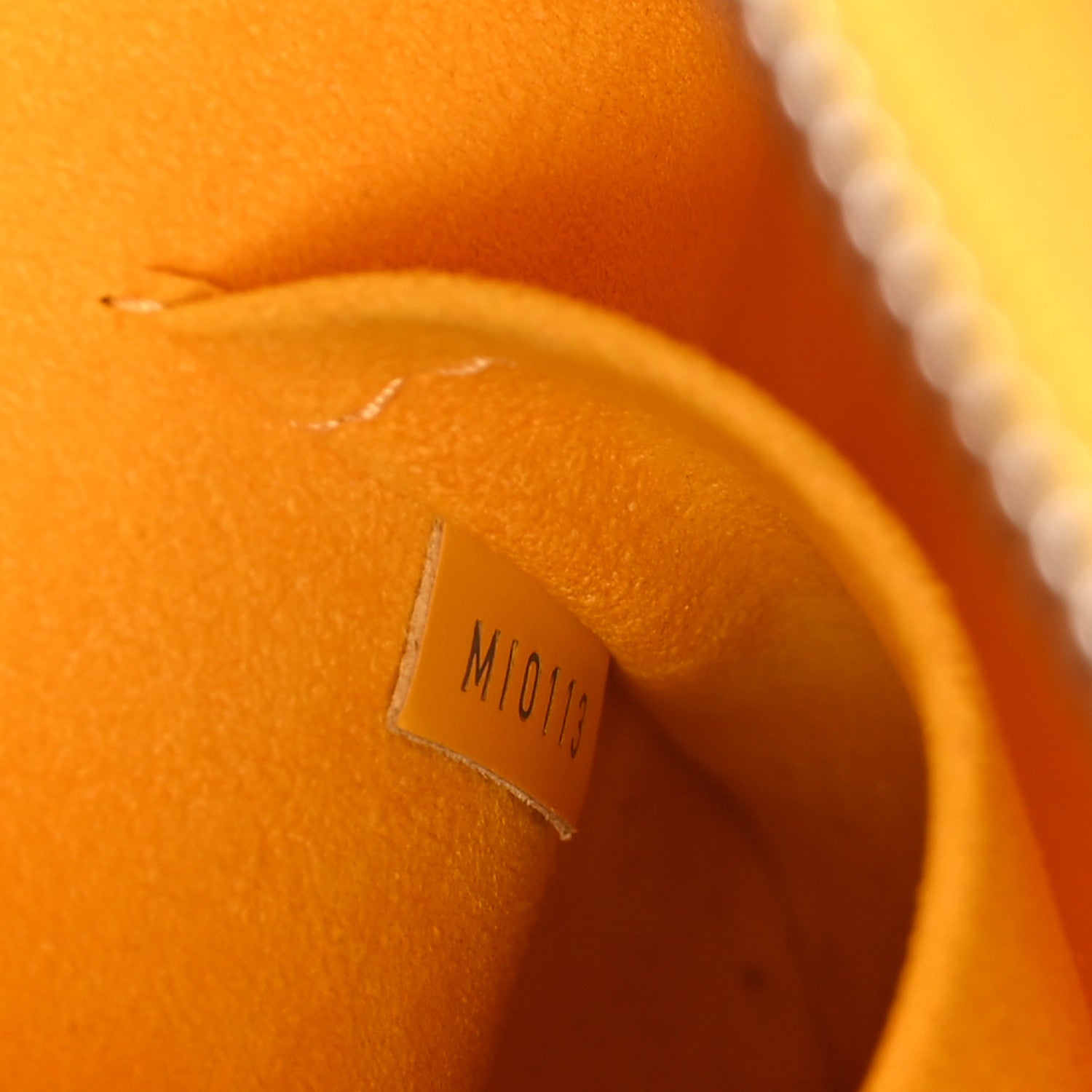Louis Vuitton Epi Alma GM Citron 7 of 10