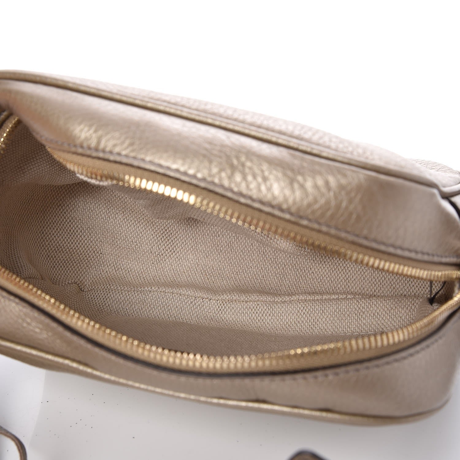 Gucci Metallic Pebbled Calfskin Small Soho Disco Bag Golden Beige 5 of 7