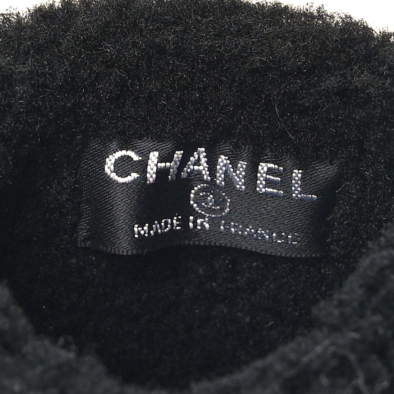 Chanel Cashmere Silk CC Gloves Black 3 of 3
