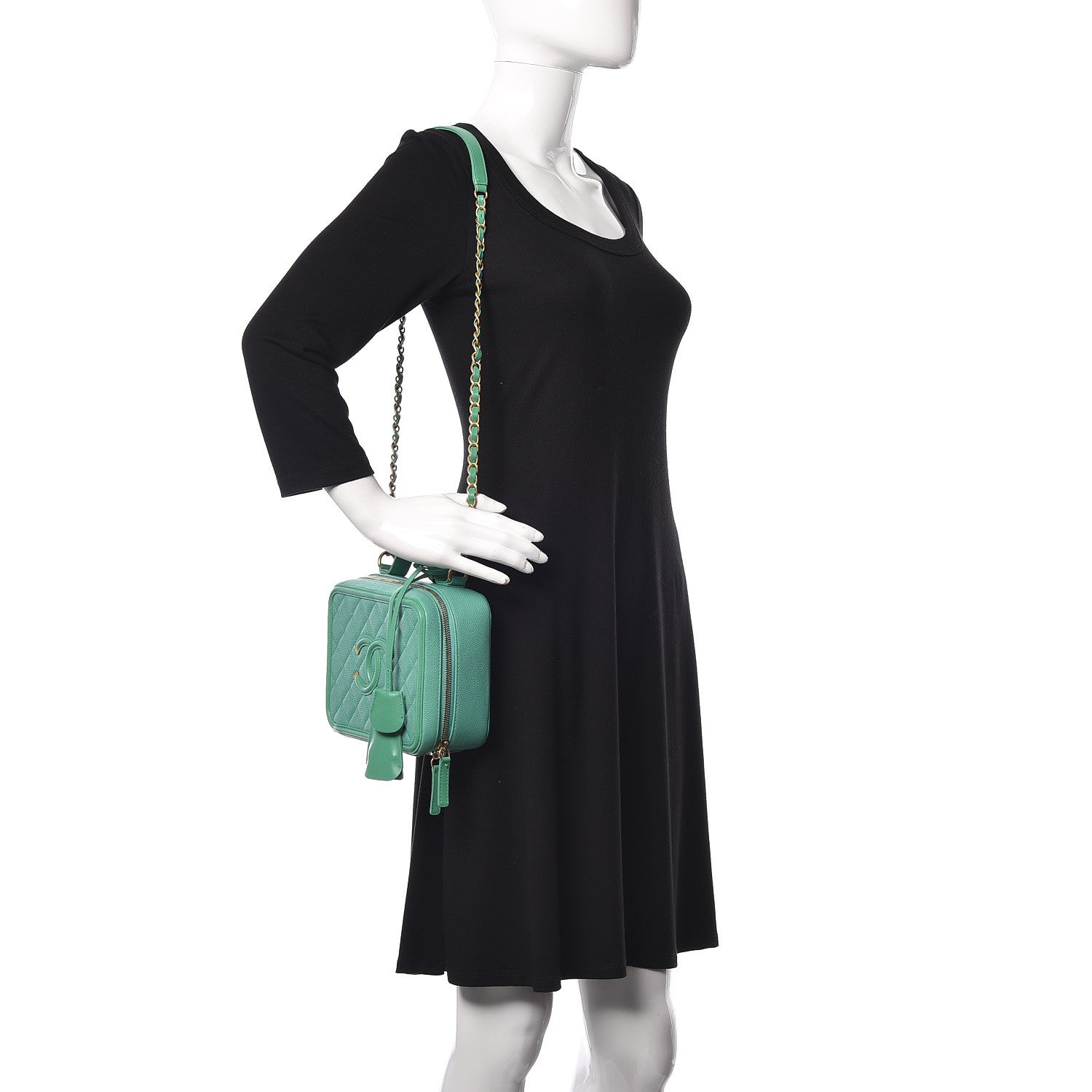 Chanel Caviar Quilted Medium CC Filigree Vanity Case Green 2 of 12