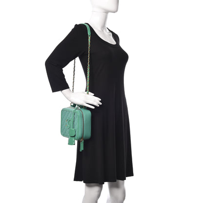 Chanel Caviar Quilted Medium CC Filigree Vanity Case Green 2 of 12