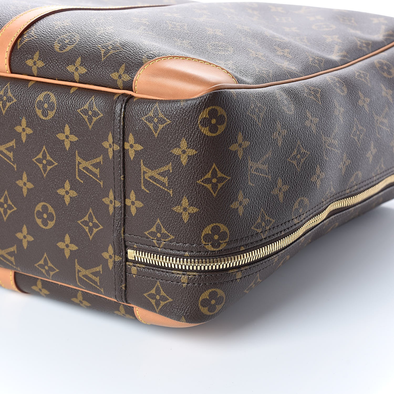 Louis Vuitton Monogram Sirius 50 9 of 9
