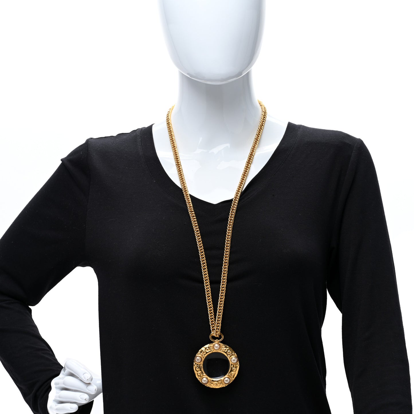 Loupe Magnifying Glass Necklace Gold