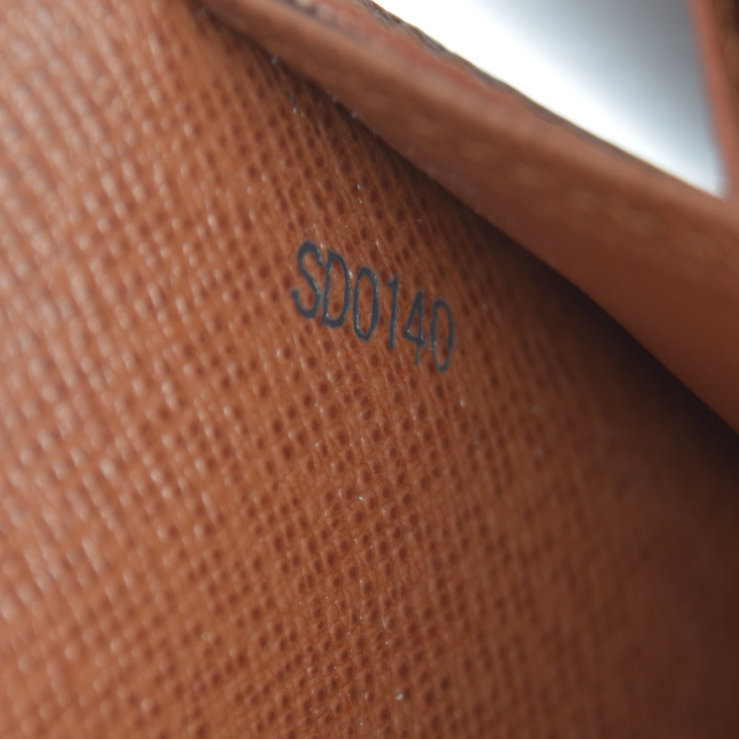 Louis Vuitton Monogram Sarah Wallet 7 of 7