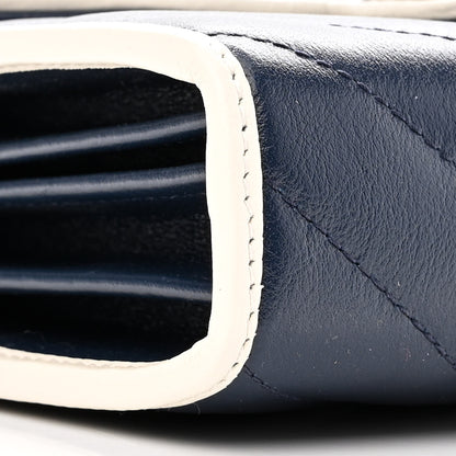 Gucci Vintage Effect Calfskin Matelasse Diagonal Torchon GG Marmont Chain Wallet Blue Agata Mystic White 9 of 11