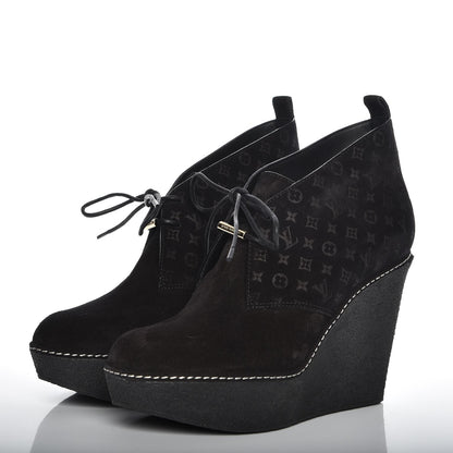 Louis Vuitton Suede Embossed Monogram Frosty Wedge Low Boots 38 Black 3 of 9