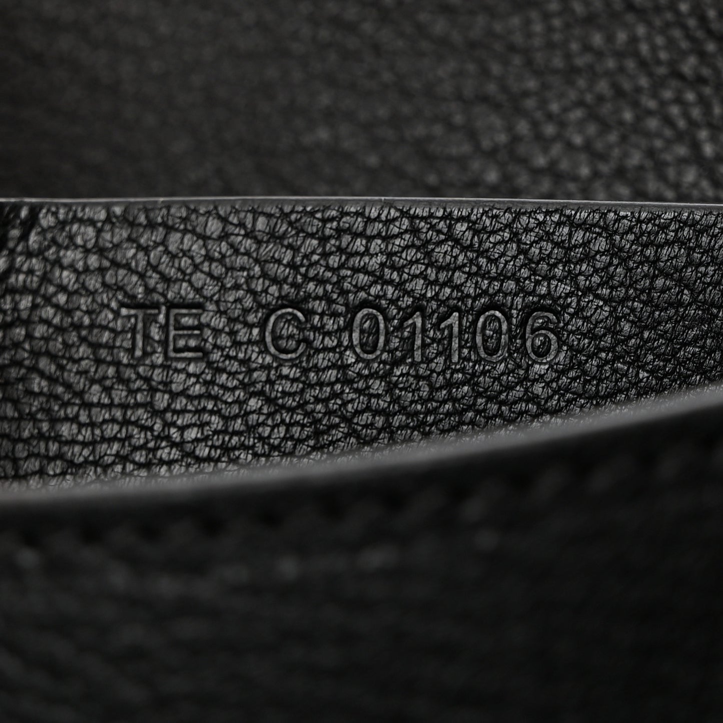 Sugar Goatskin Medium Antigona Envelope Clutch Black Black