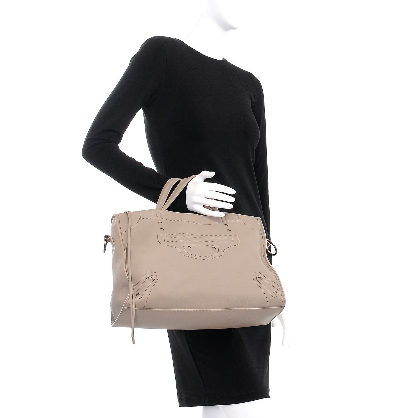Veau Soyeux Perforated Blackout Hardware City Gris Cendre
