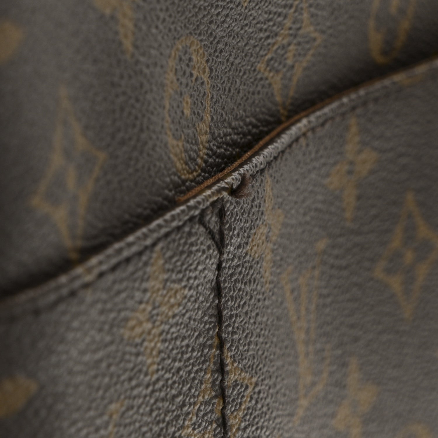 Louis Vuitton Monogram Icare Bag 10 of 10