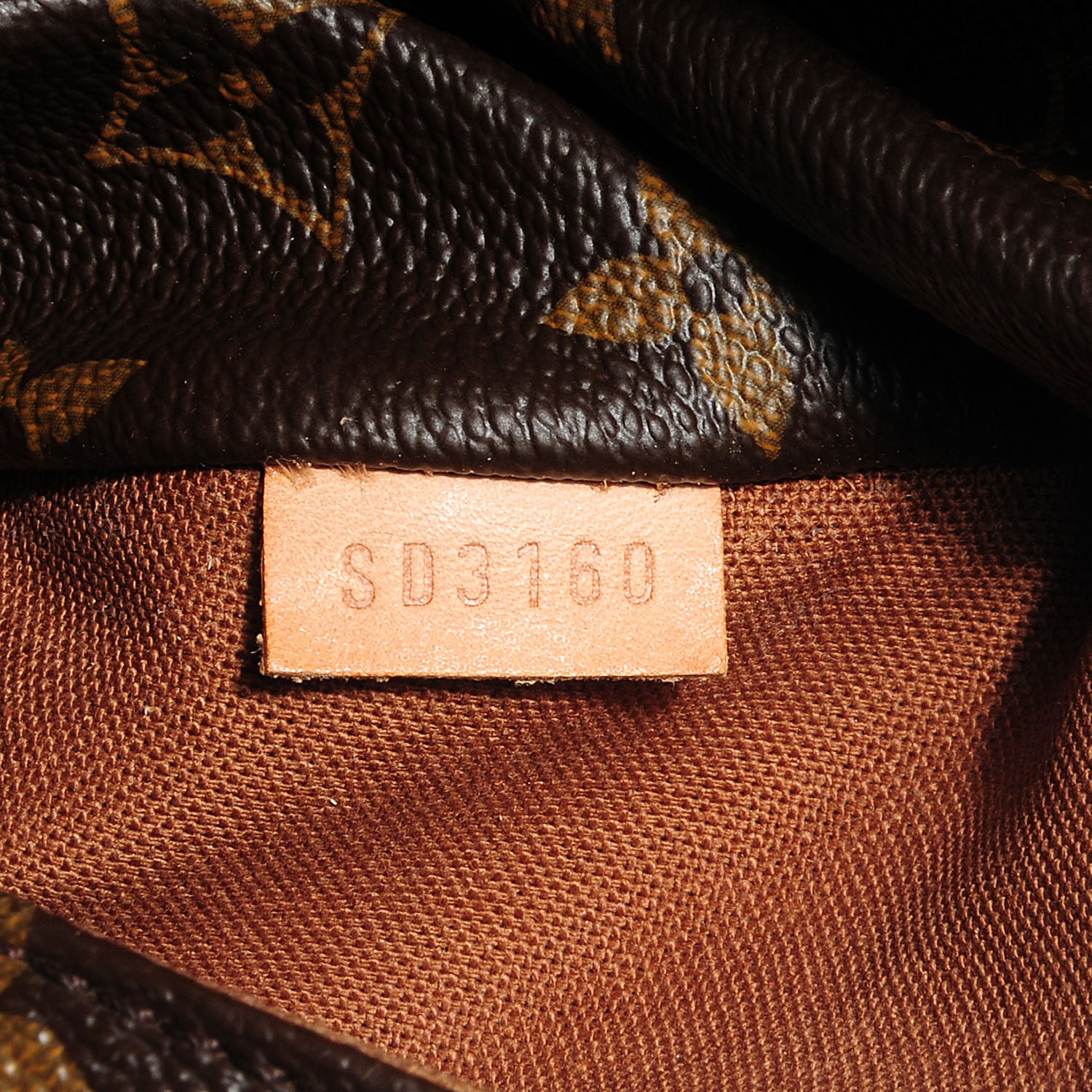 Louis Vuitton Monogram Totally MM 7 of 7