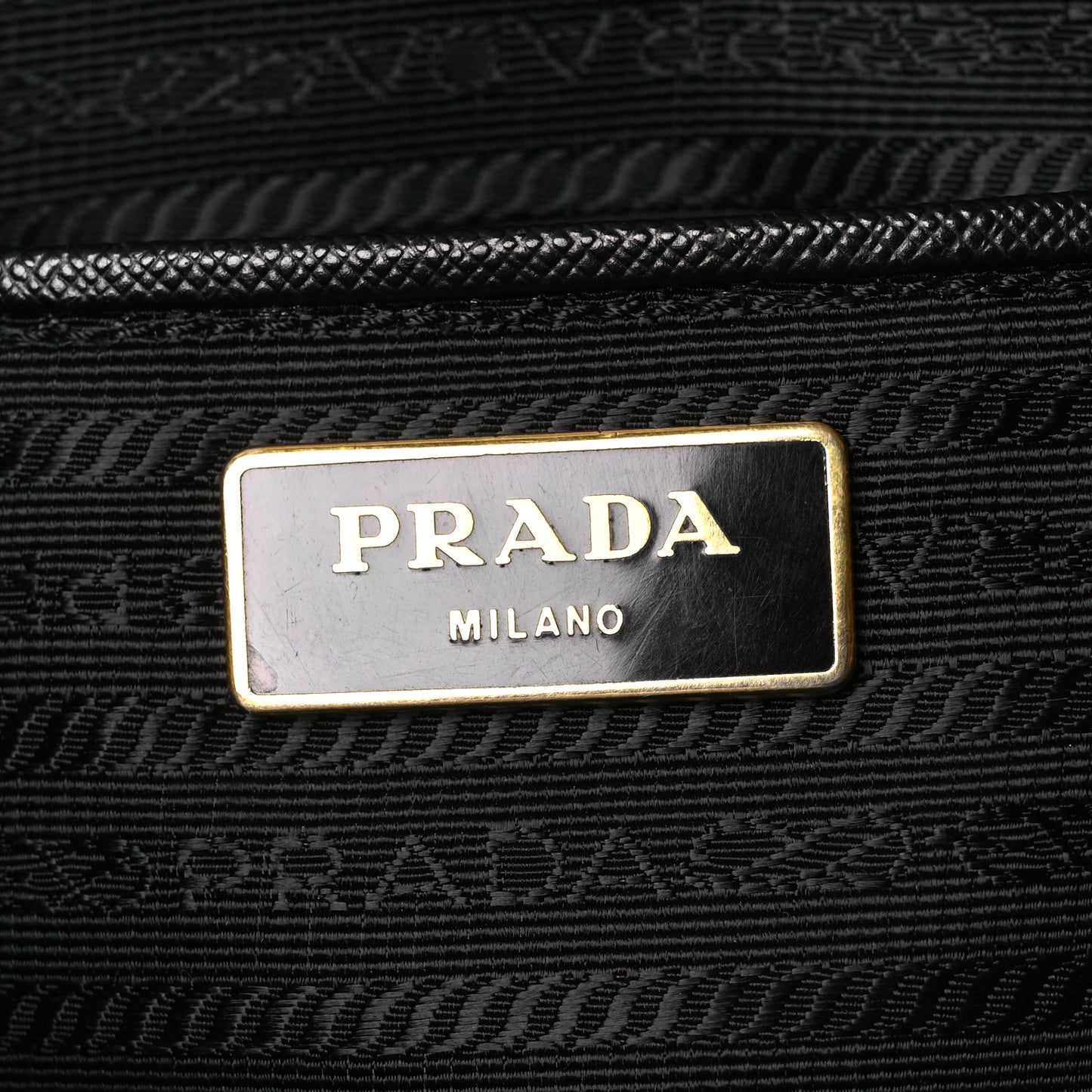 Saffiano Large Galleria Double Zip Tote Black