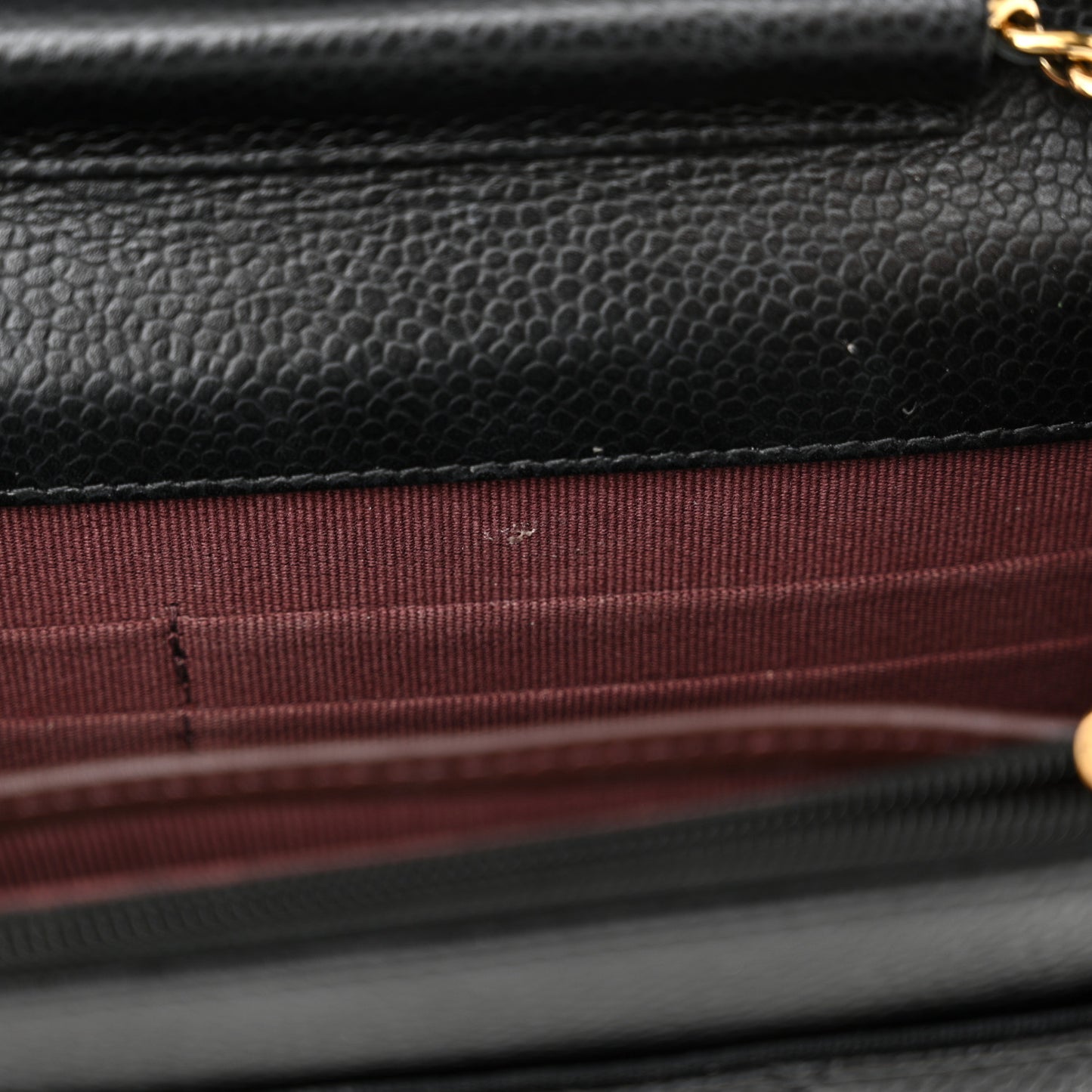 Caviar Quilted Wallet on Chain WOC Black