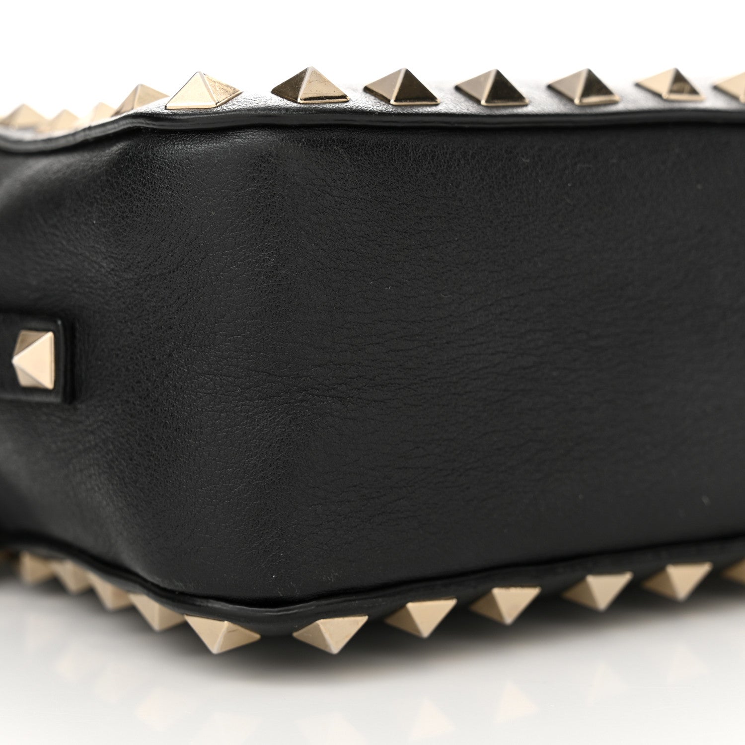 Valentino Garavani Calfskin Rockstud Camera Crossbody Bag Black 7 of 12