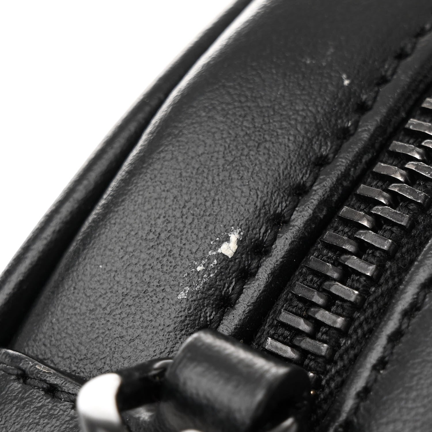 Saint Laurent Calfskin Matelasse Chevron Round Vinyle Camera Bag Black 12 of 13