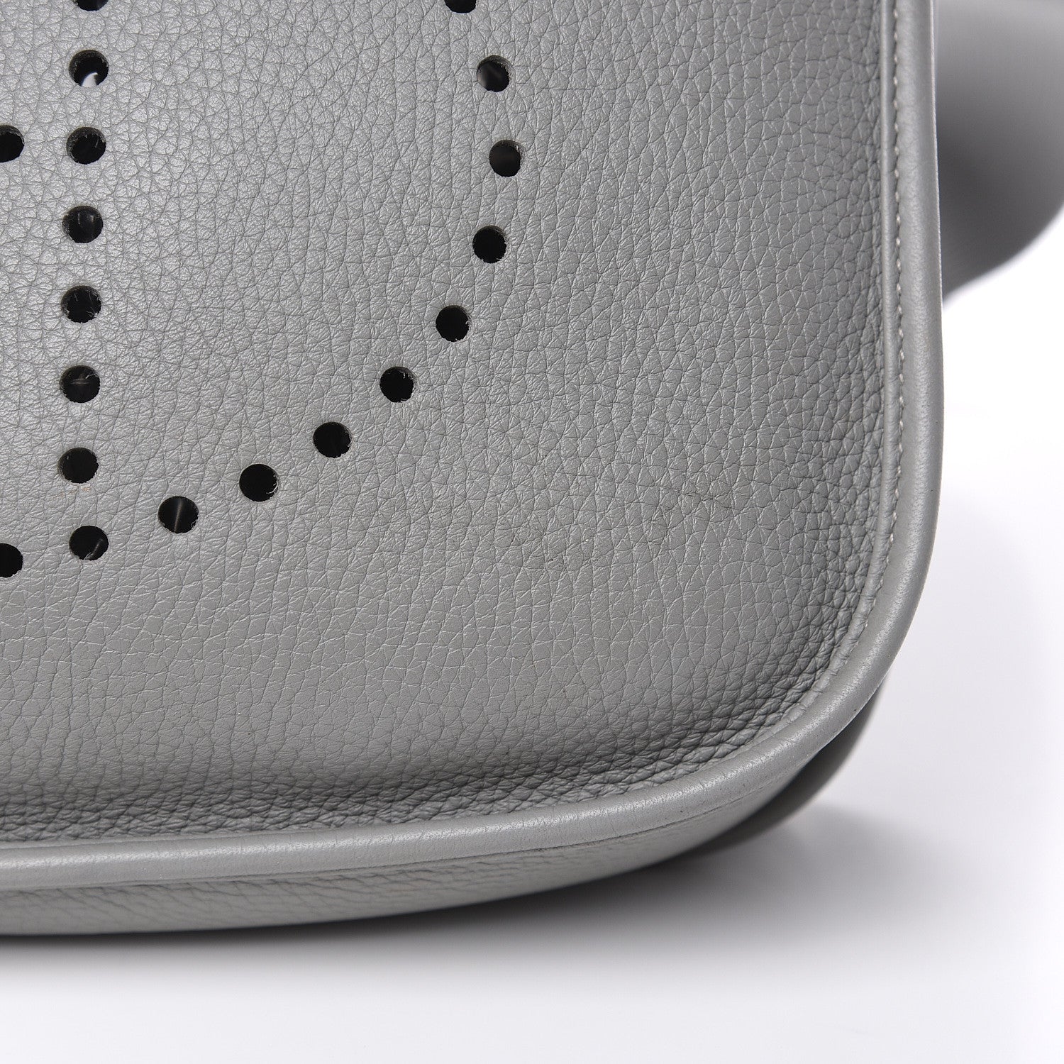 Hermes Taurillon Clemence Evelyne III PM Gris Mouette 13 of 17
