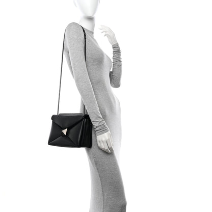 Valentino Garavani VALENTINO GARAVANI Nappa Tonal One Stud Chain Shoulder Bag Black 2 of 15