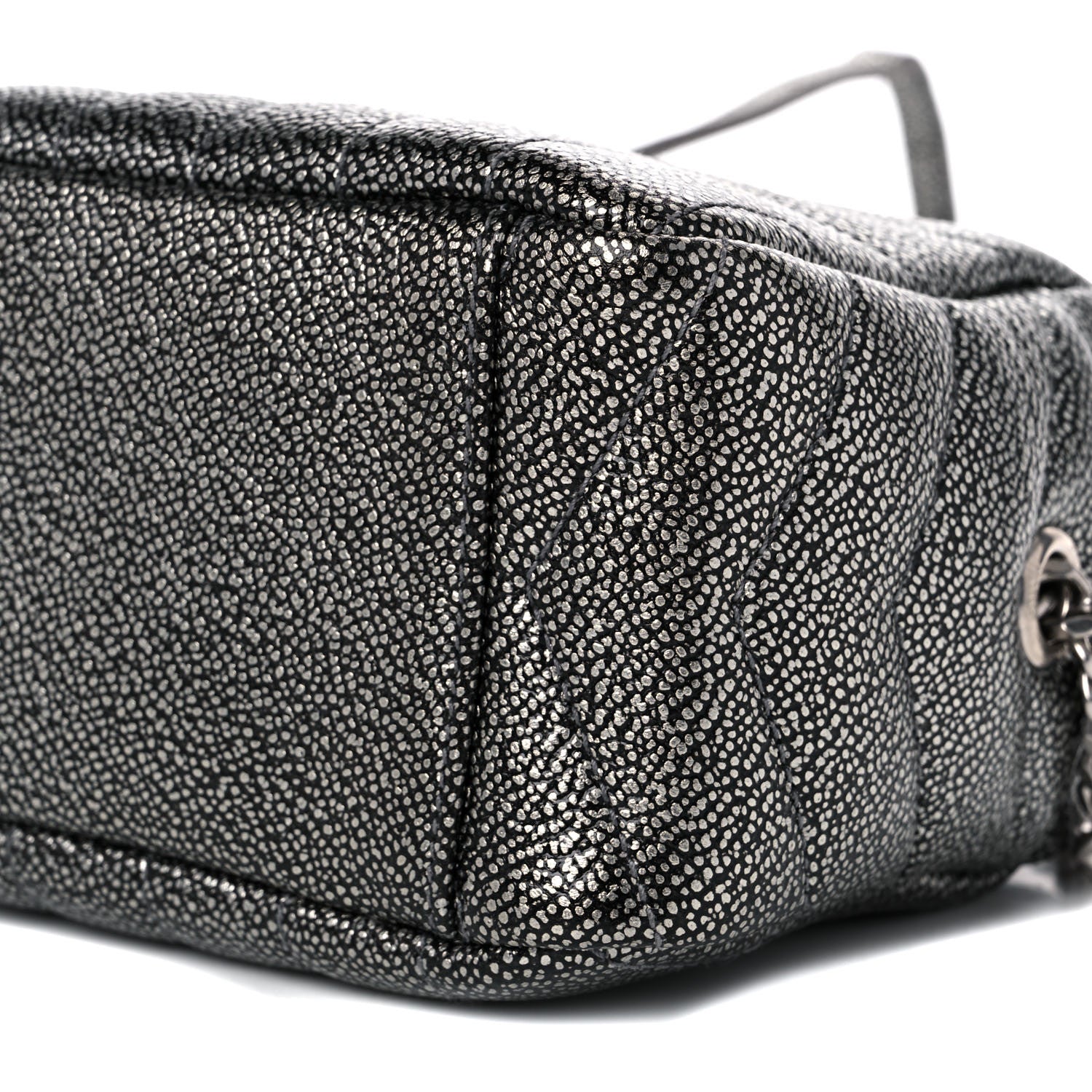 Saint Laurent Metallic Grain De Poudre Y Quilted Monogram Mini Loulou Camera Bag Gun Metal 9 of 13