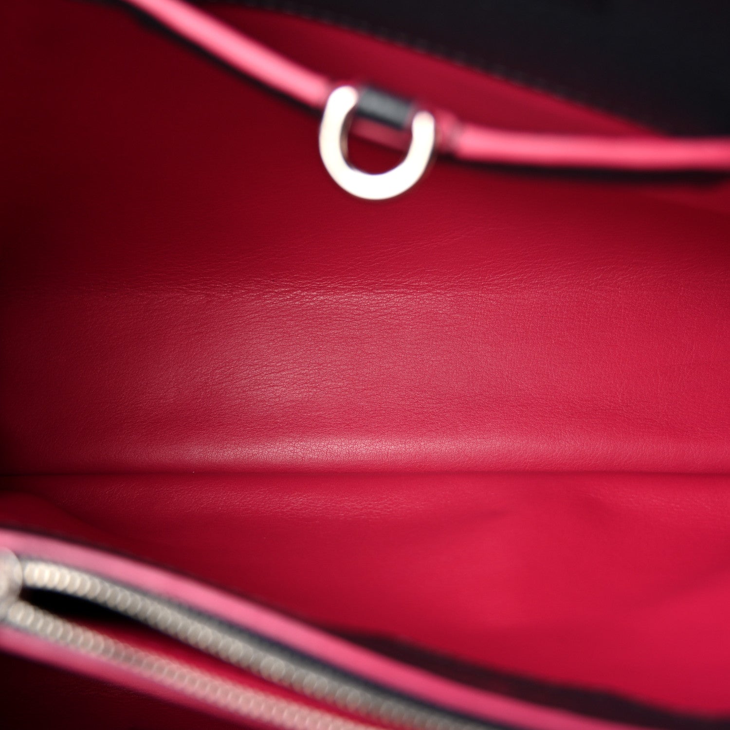 Louis Vuitton Taurillon Capucines MM Cobalt Fuchsia 5 of 9