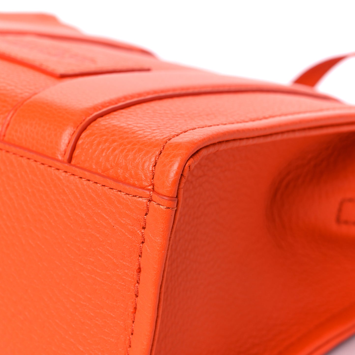 Grained Calfskin Small The Tote Bag Dragon Fire