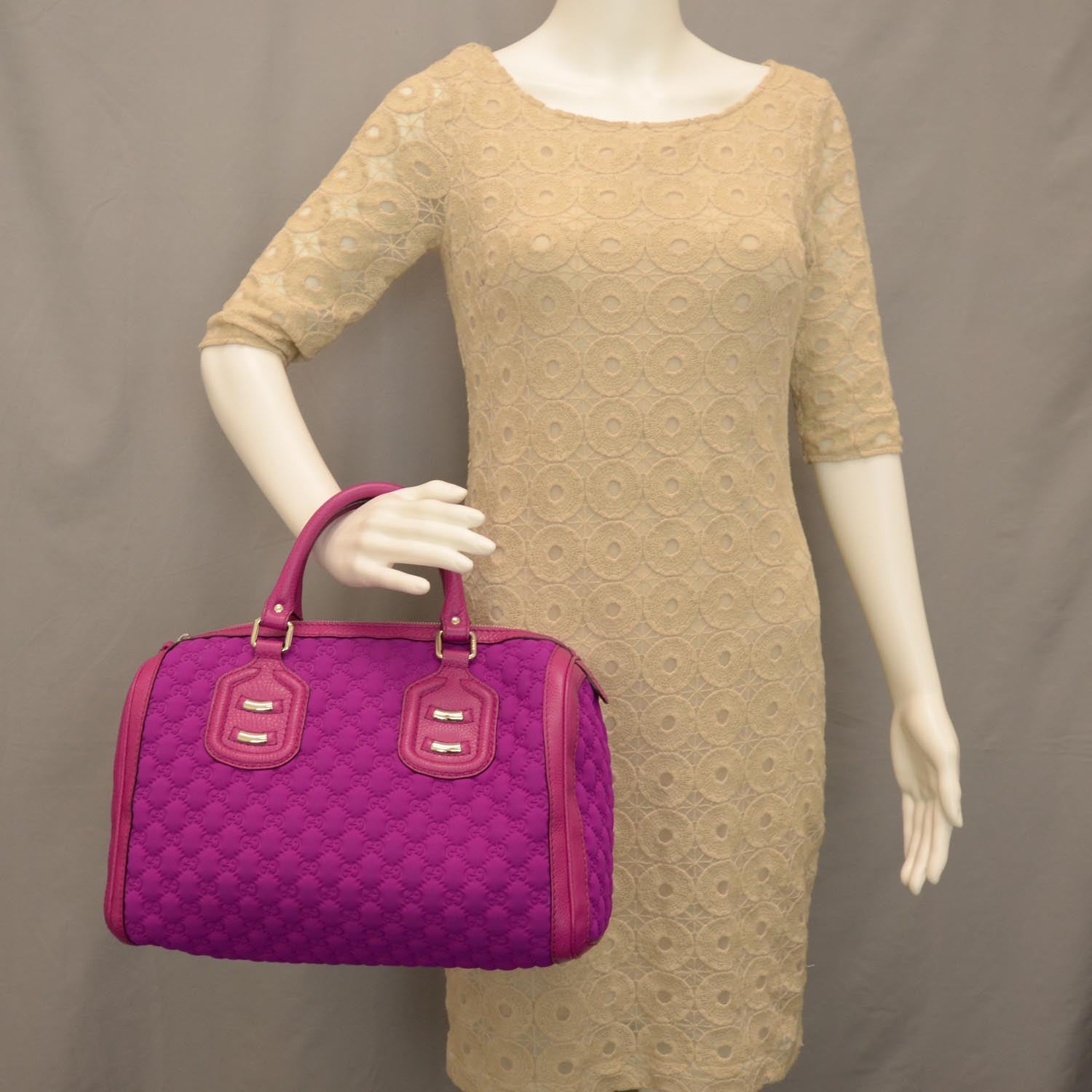 Gucci Guccissima Neoprene Techno Tag Medium Boston Magenta 2 of 7