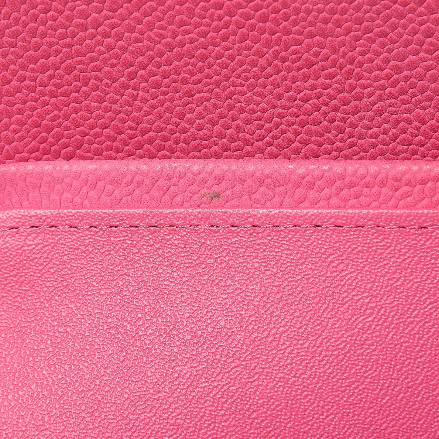 Iridescent Caviar Quilted Jumbo Double Flap Pink