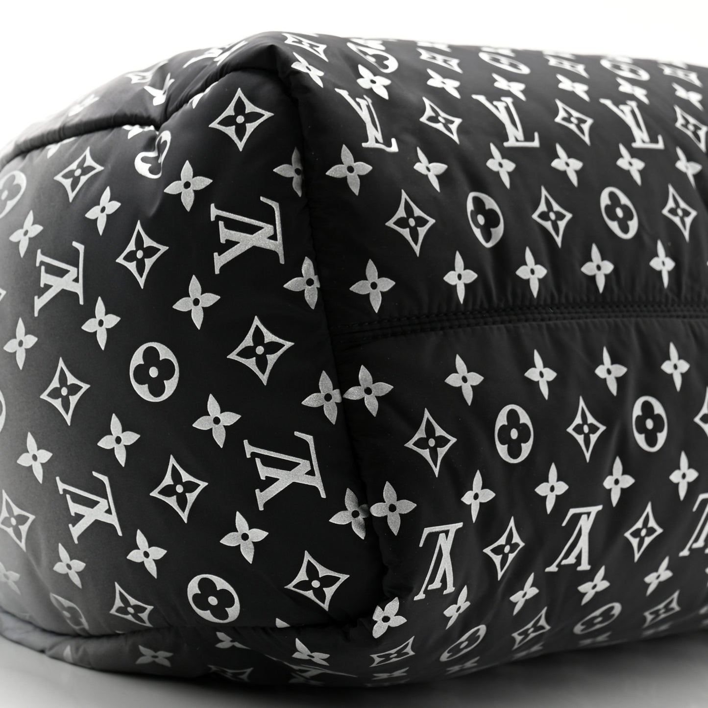 Nylon Frost Gradient Monogram LV Ski Keepall 45 Silver