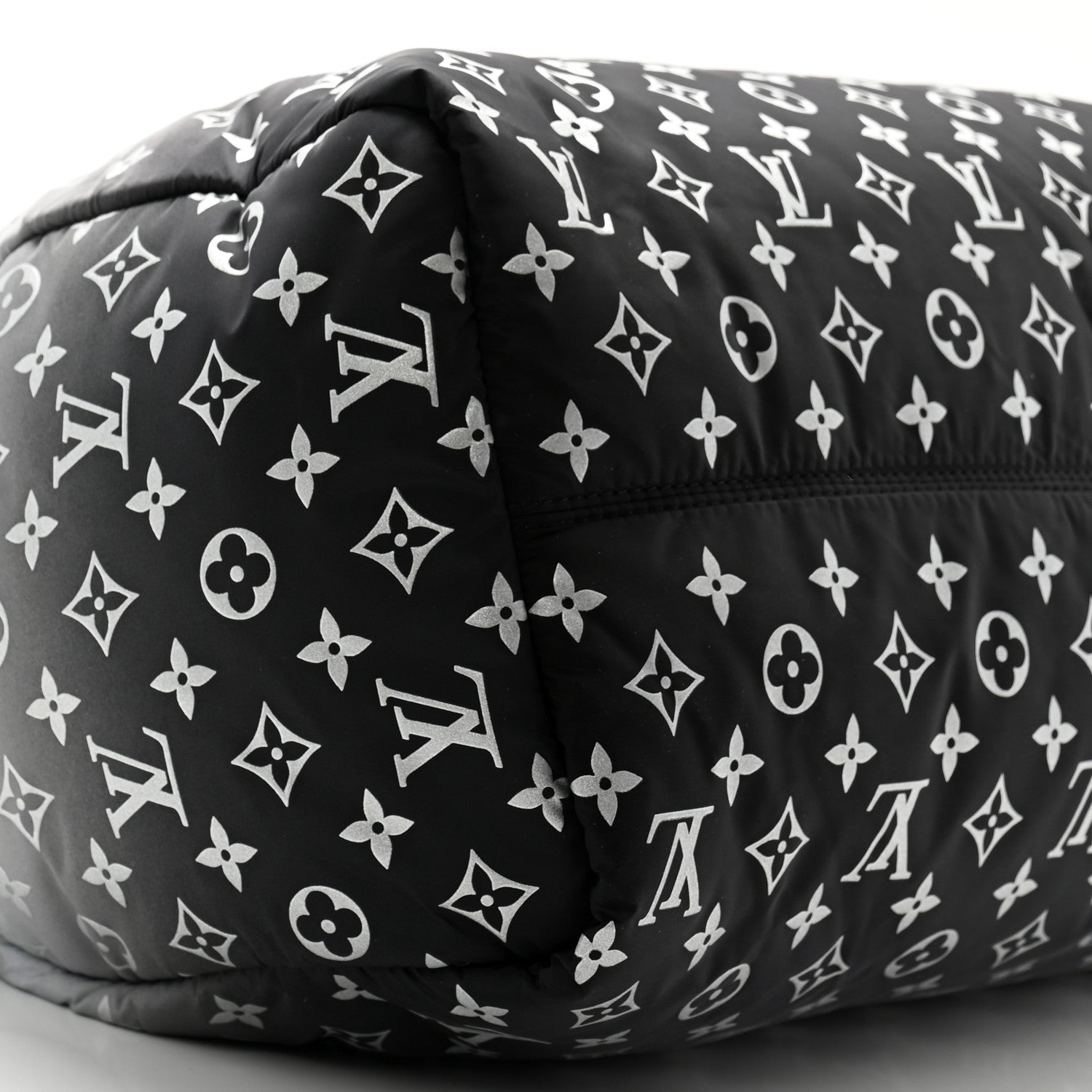 Louis Vuitton Nylon Frost Gradient Monogram LV Ski Keepall 45 Silver 7 of 8