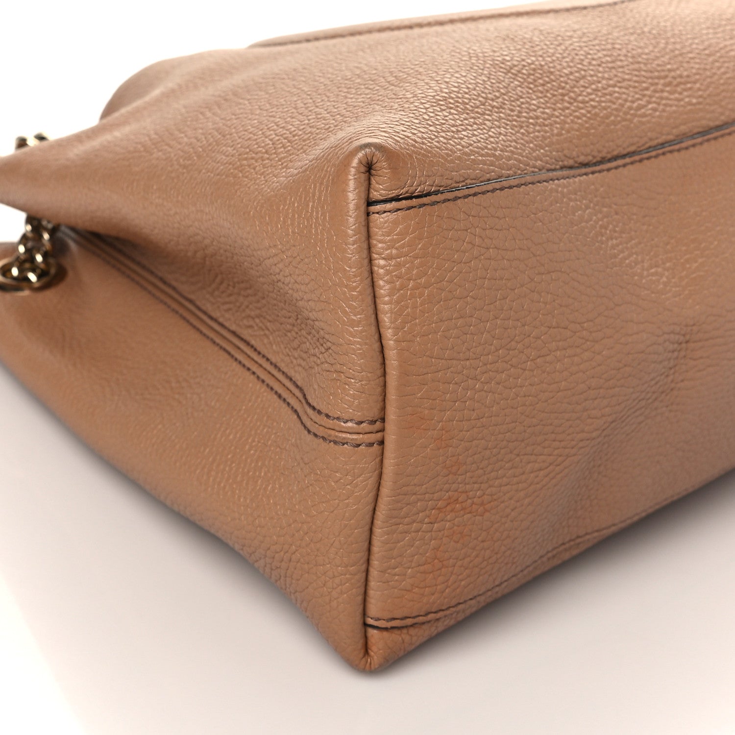 Gucci Pebbled Calfskin Medium Soho Chain Shoulder Bag Camelia 9 of 10