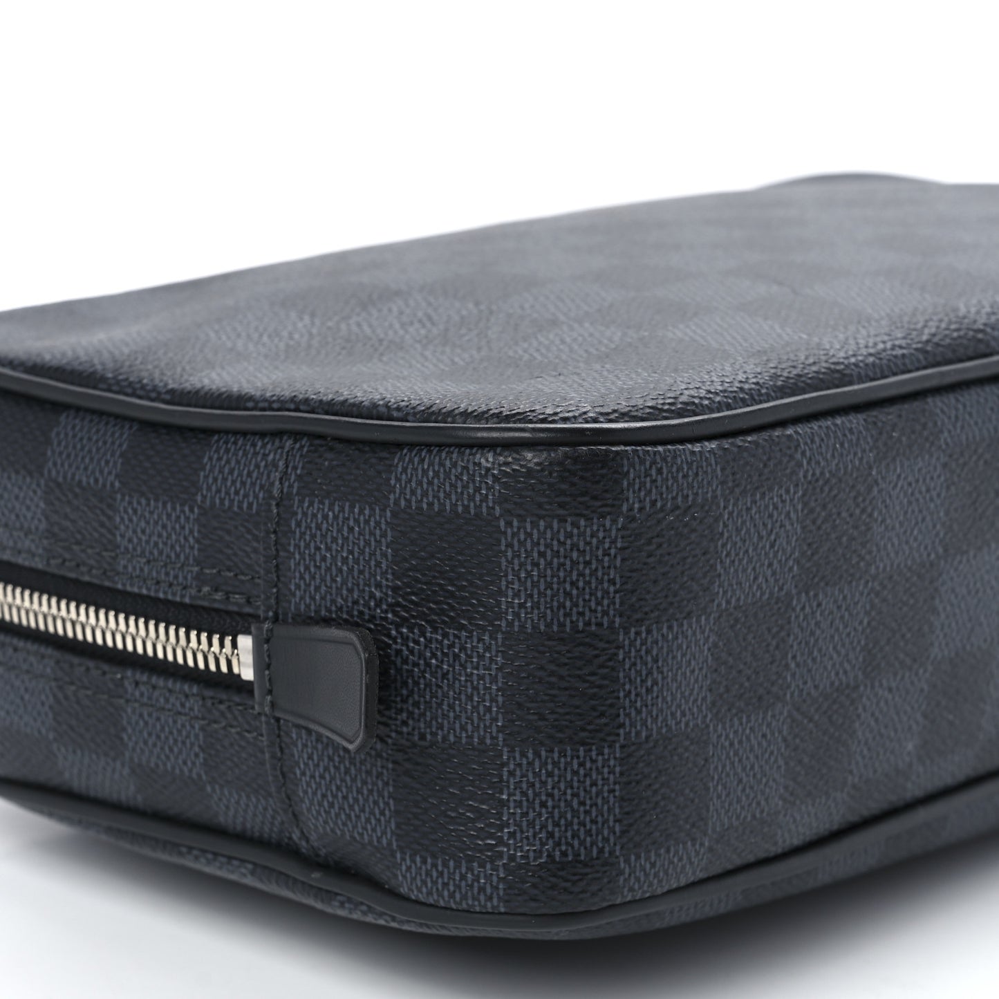 Damier Graphite Toilet Pouch GM
