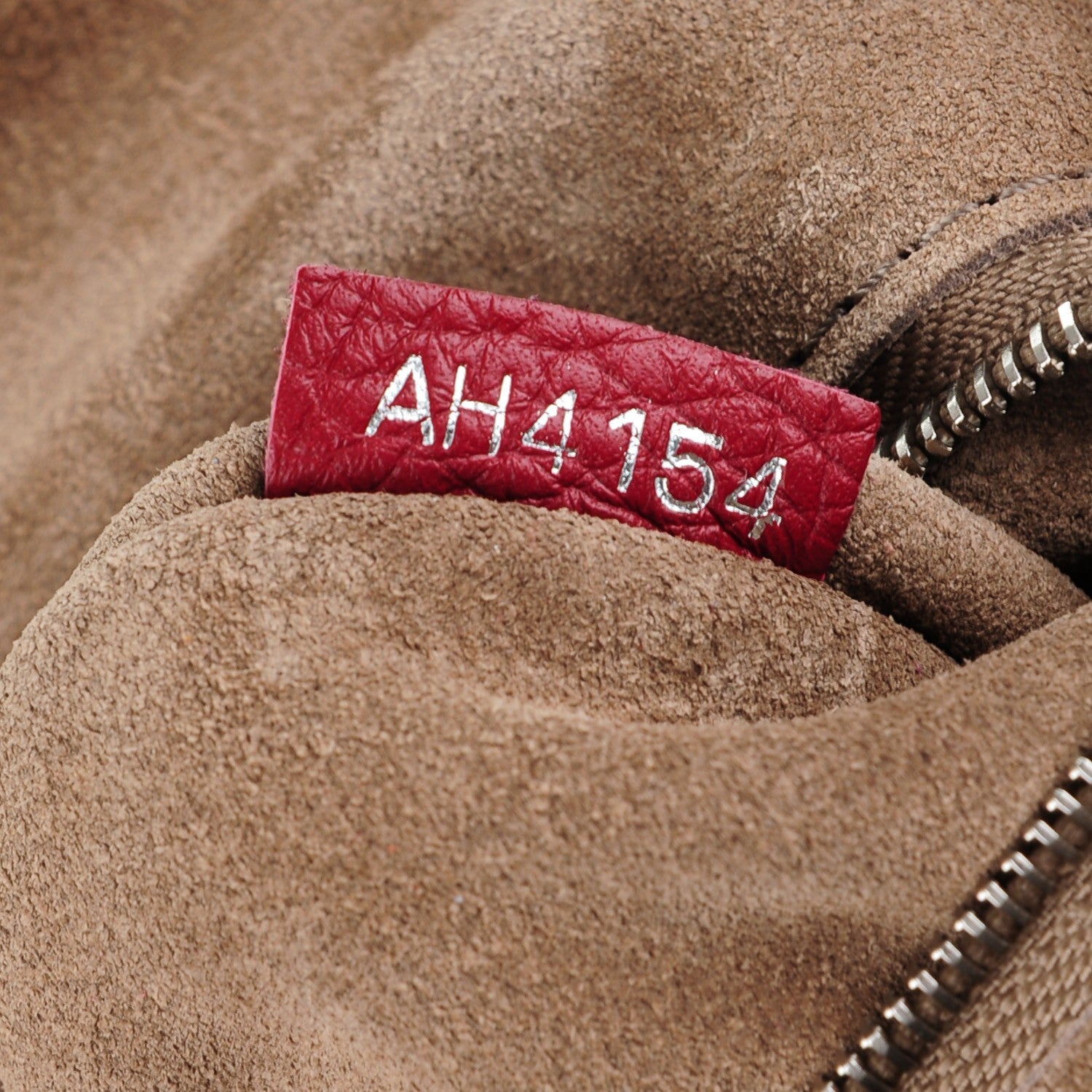 Louis Vuitton Cuir Taurillon Soft Lockit PM Griotte 7 of 7