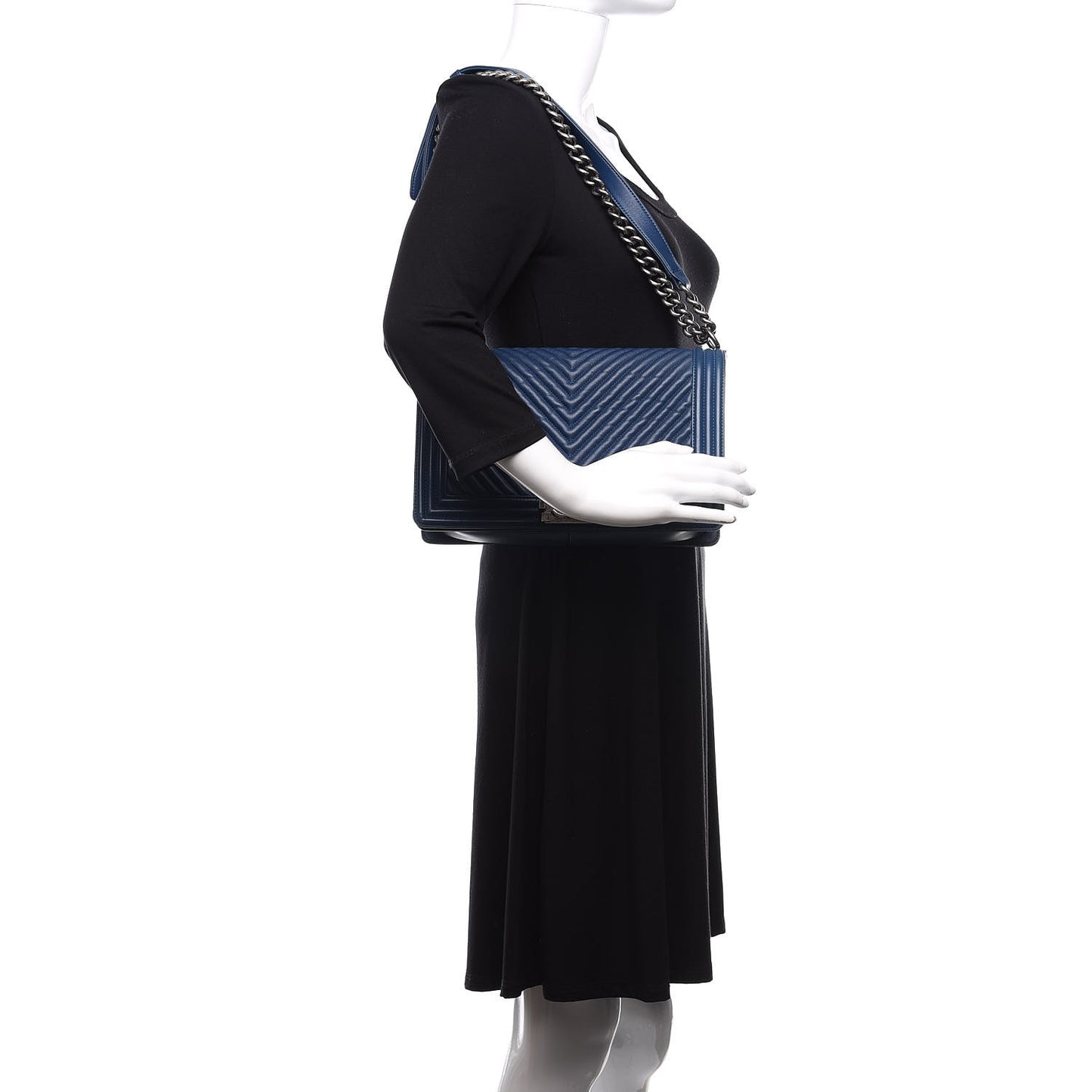 Wrinkled Lambskin Chevron Quilted New Medium Boy Flap Navy Blue