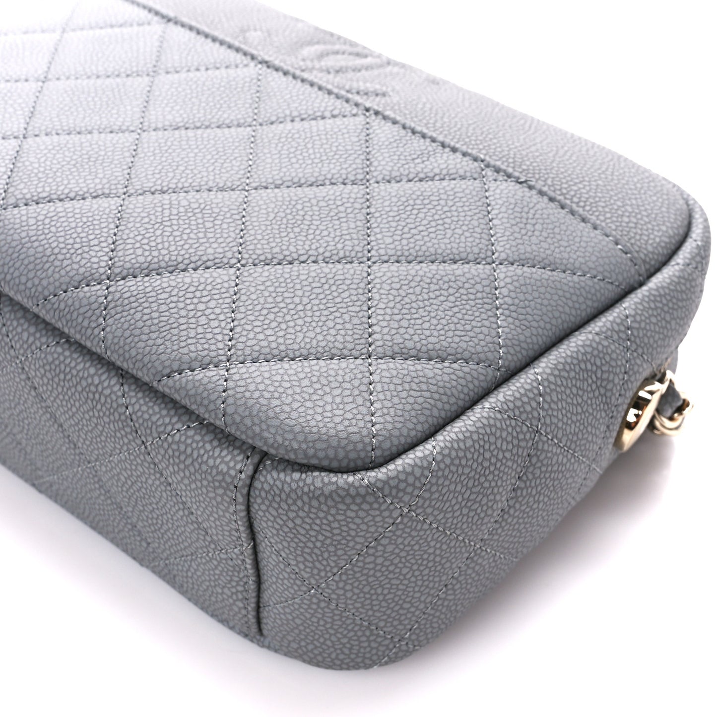 Iridescent Caviar Flat Quilted Small Coco Tassel Camera Case Grey