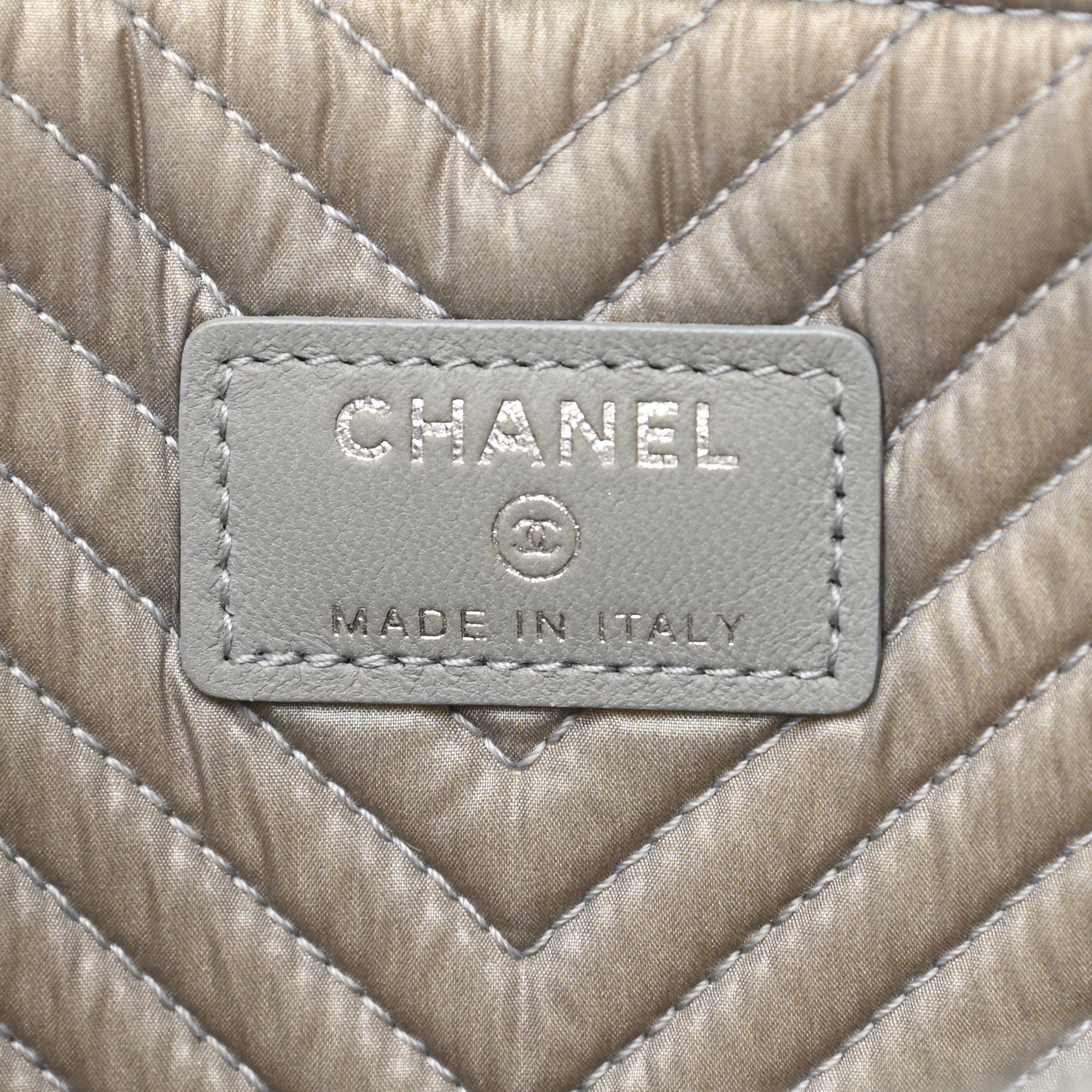 Chanel Metallic Caviar Chevron Quilted Medium Boy Cosmetic Case Silver 6 of 9