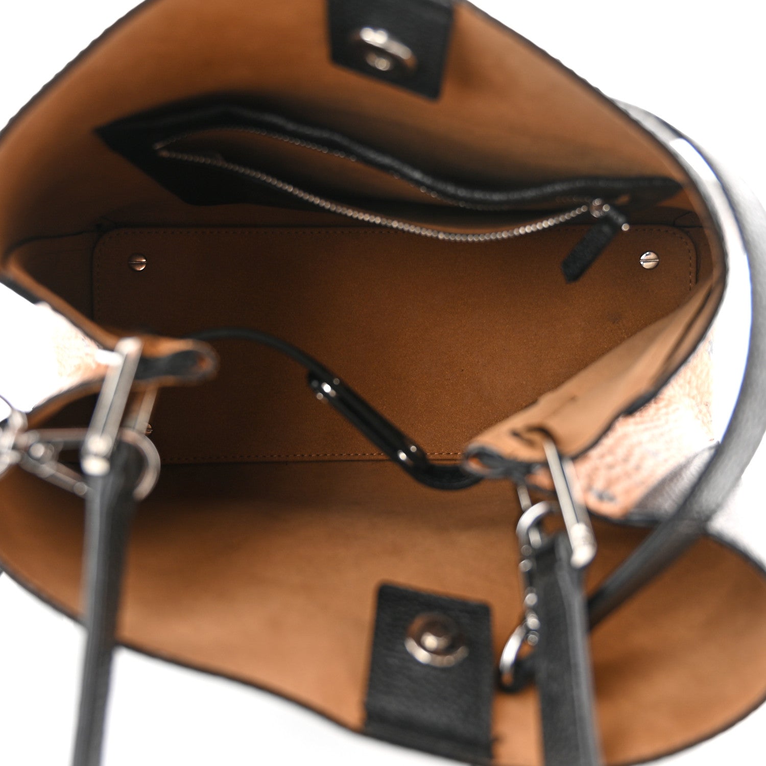 MCM Grained Calfskin Visetos Medium Sarah Hobo Black 5 of 11
