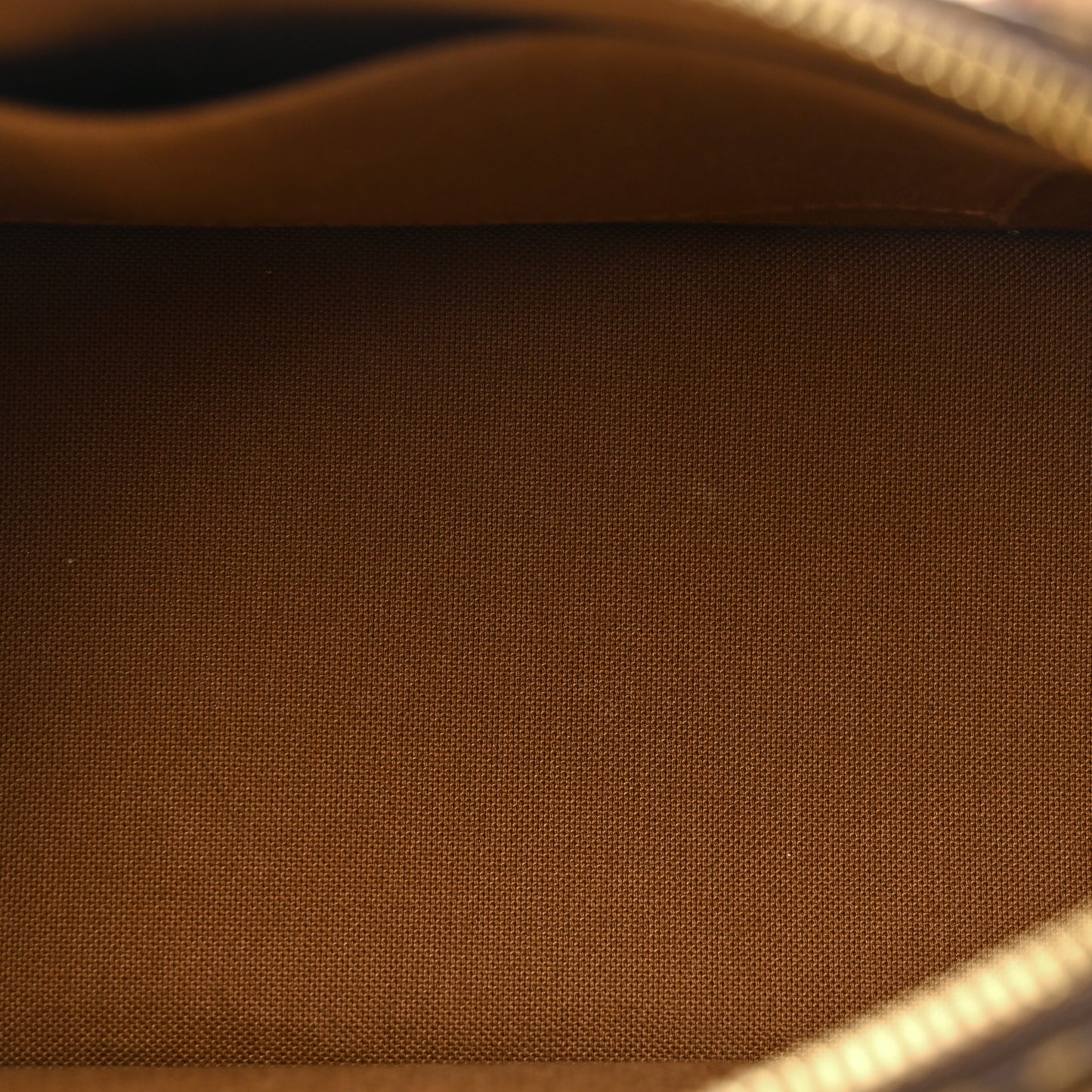 Monogram Alma BB