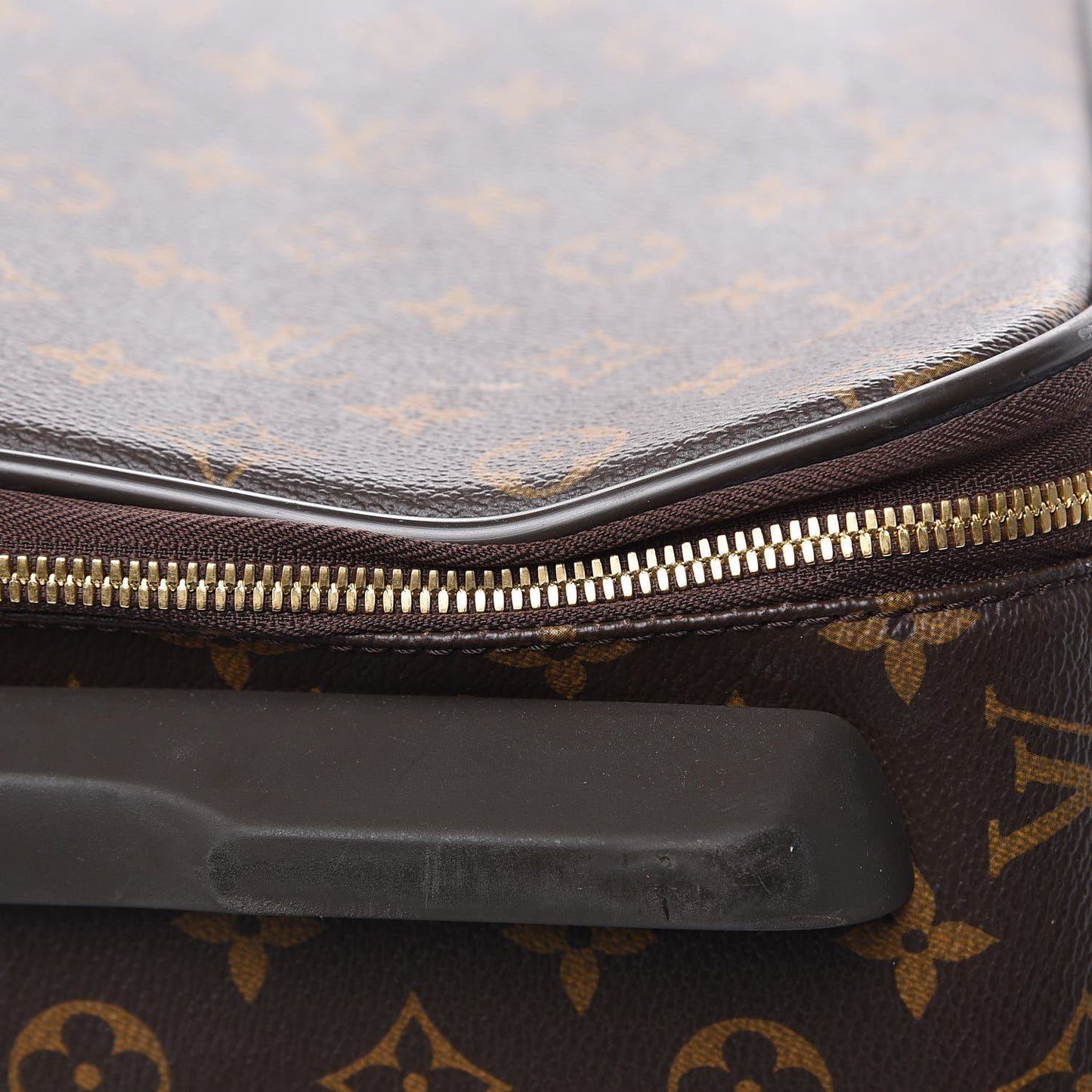 Monogram Pegase 50