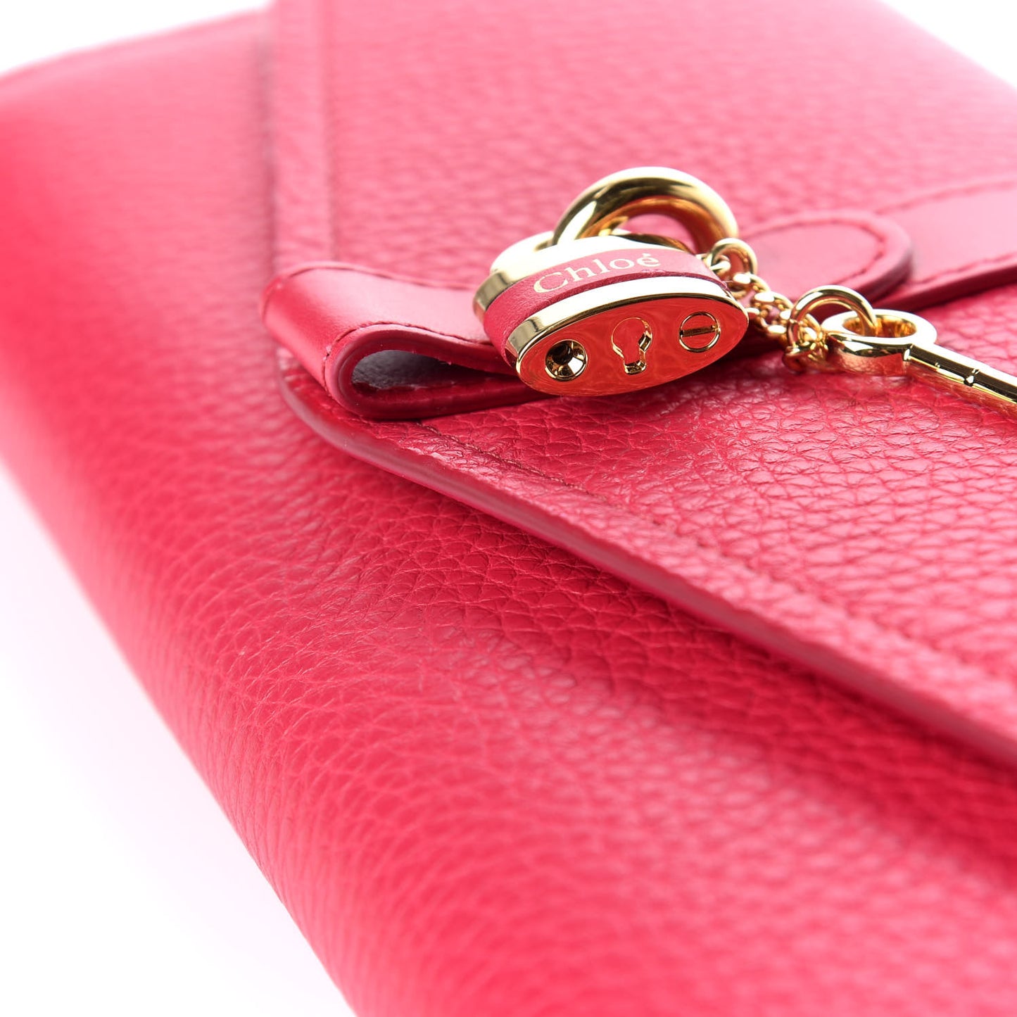 Shiny Grained Calfskin Aby Wallet on Chain Crimson Pink