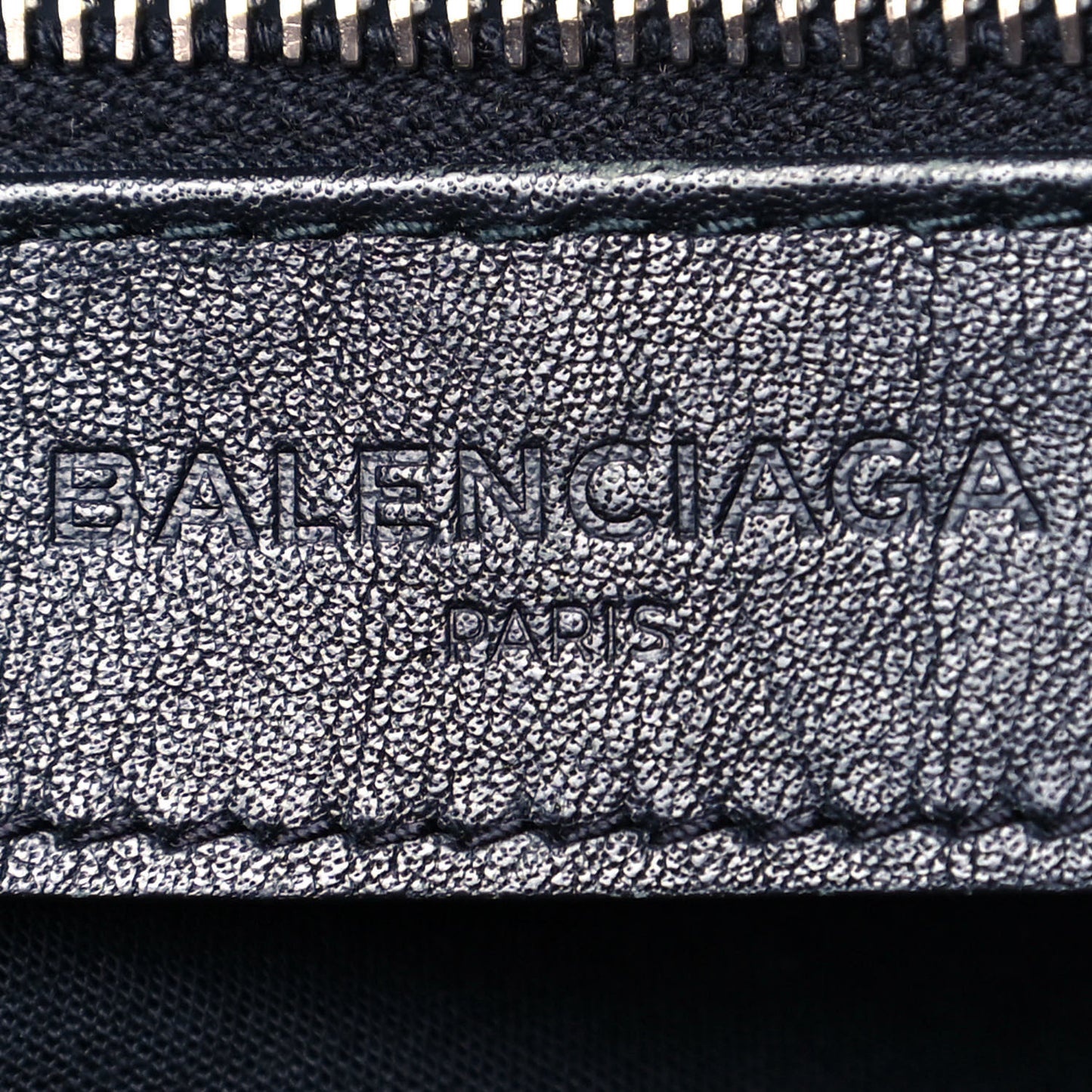 Agneau Mens Day Messenger Dark Night