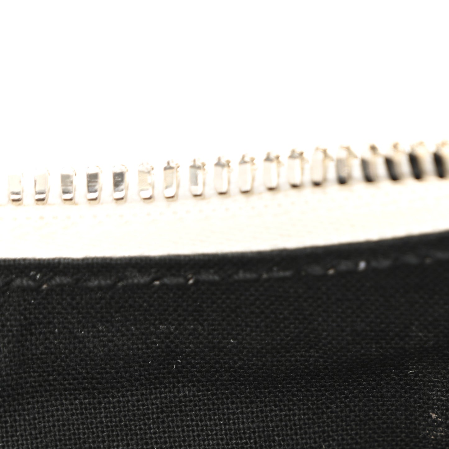 Agneau Arena Graffiti Le Cagole Shoulder Bag XS White Black