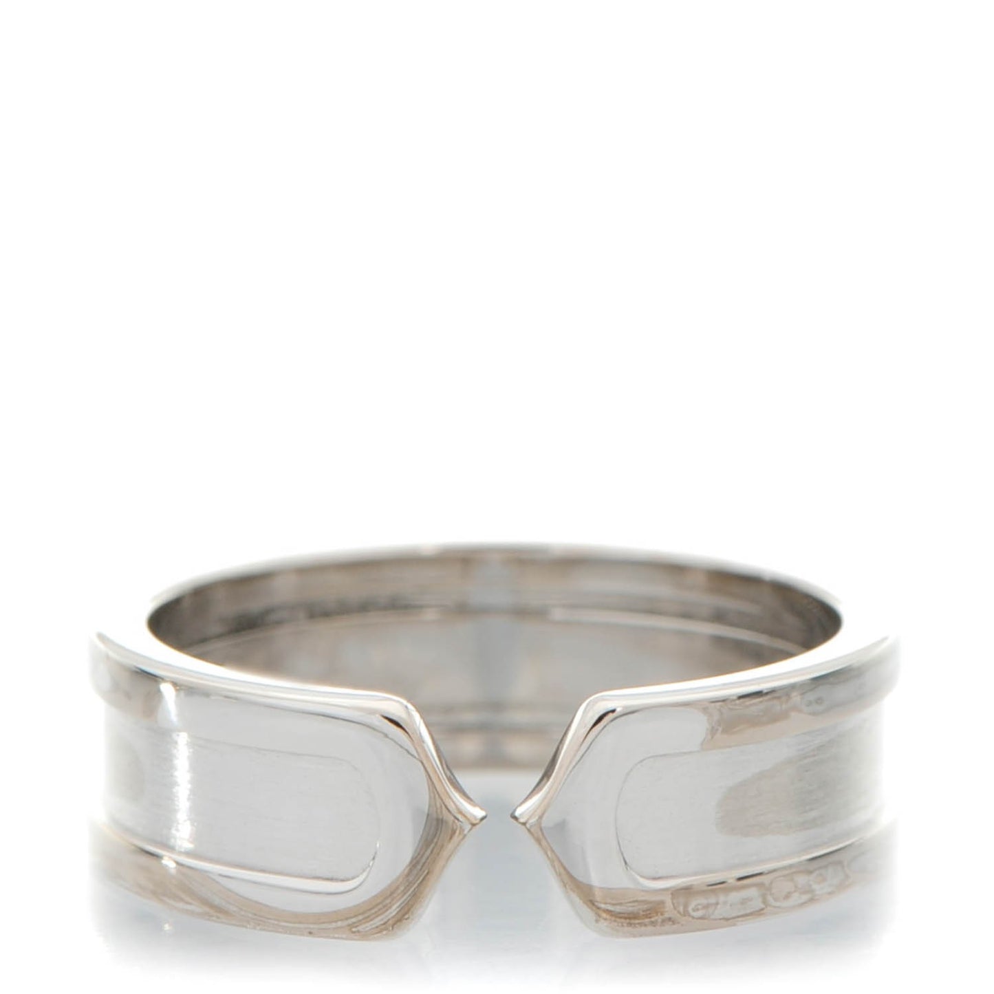 18K White Gold 7mm C De Ring 57 8