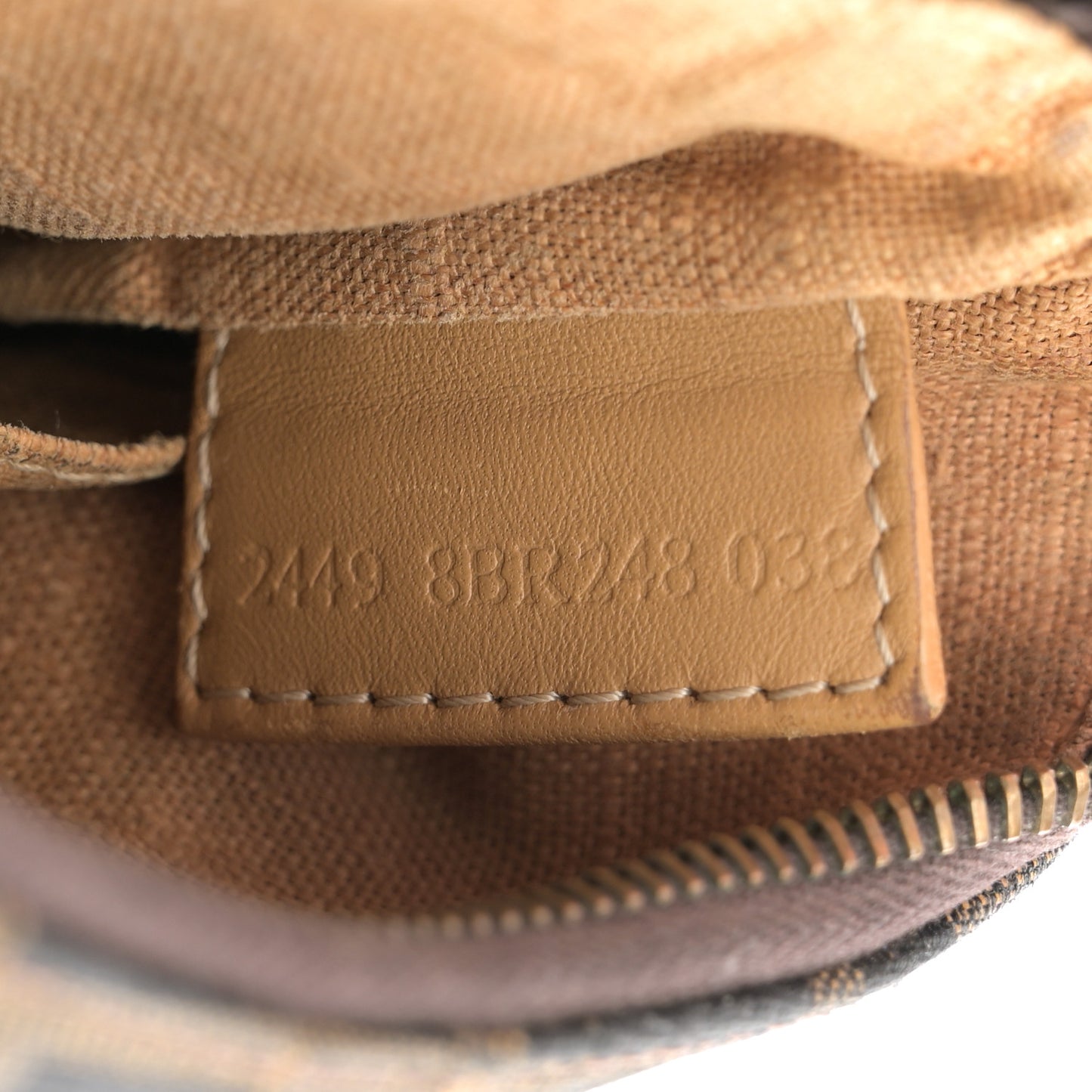 Zucca Small Oyster Tobacco Beige