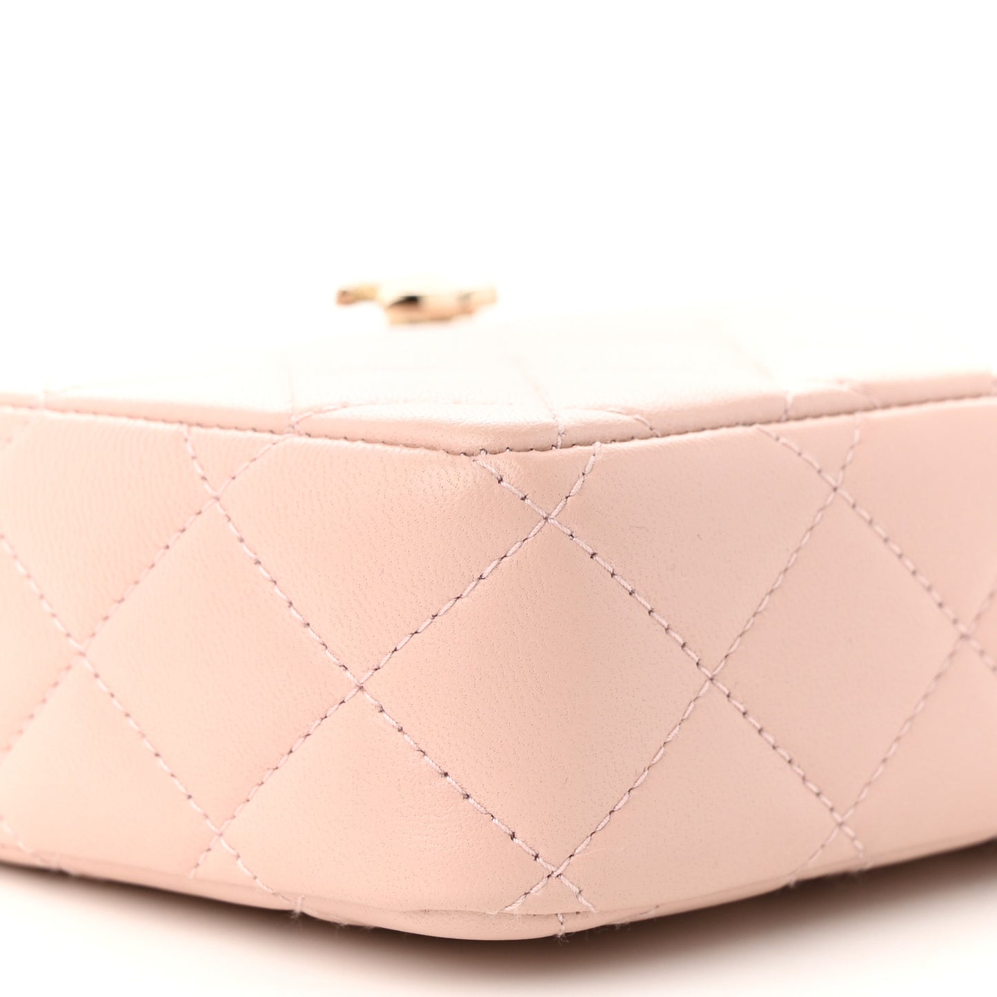 Lambskin Quilted CC Vanity With Chain Light Pink