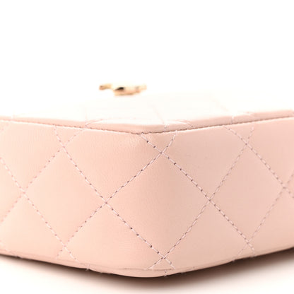Chanel Lambskin Quilted CC Vanity With Chain Light Pink 9 of 11