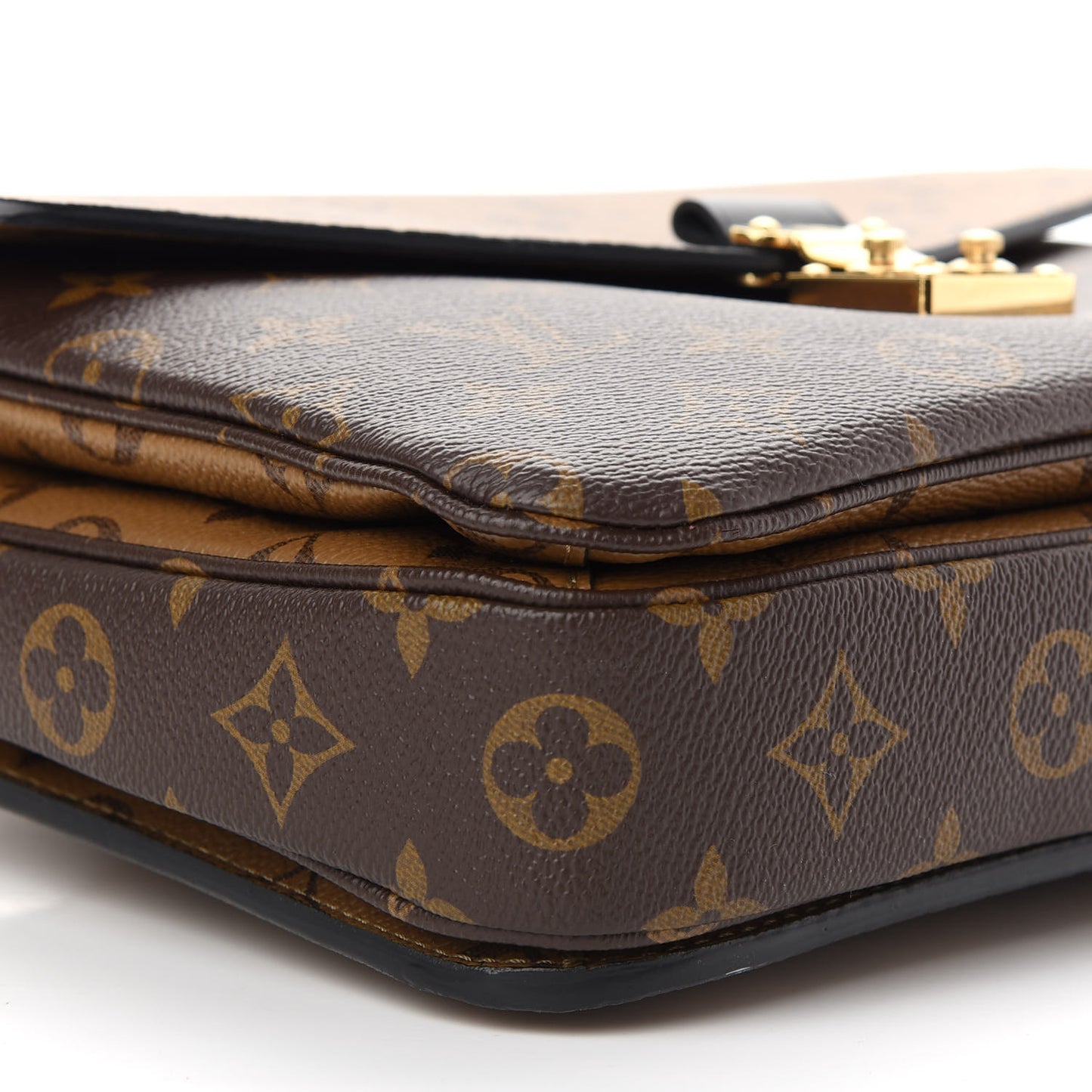 Reverse Monogram Pochette Metis