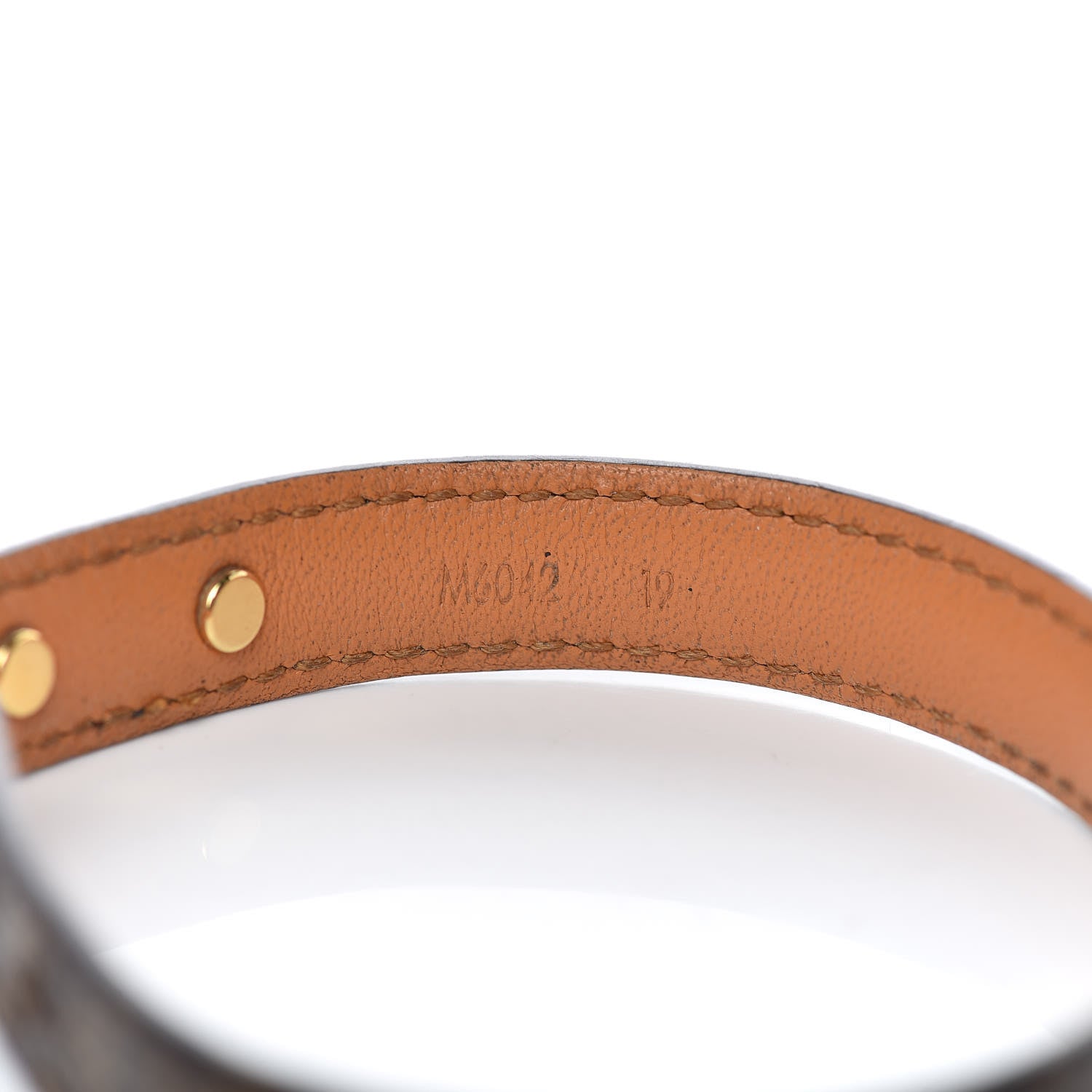 Louis Vuitton Monogram Essential V Bracelet 19 7 of 7