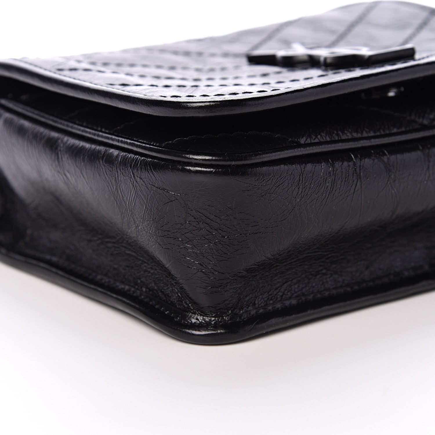 Saint Laurent Crinkled Calfskin Matelasse Monogram Niki Chain Wallet Black 8 of 9