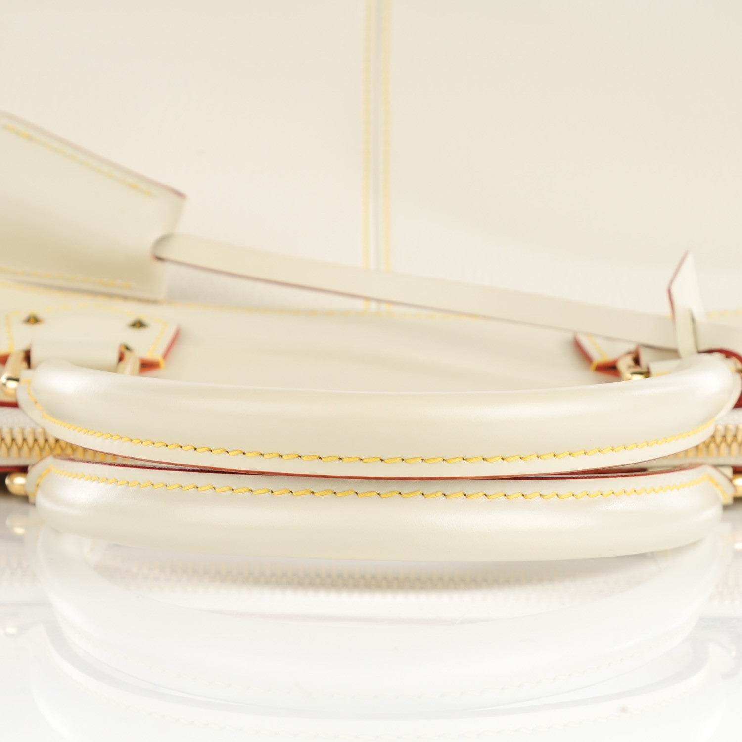 Louis Vuitton Suhali Lockit MM White 8 of 9