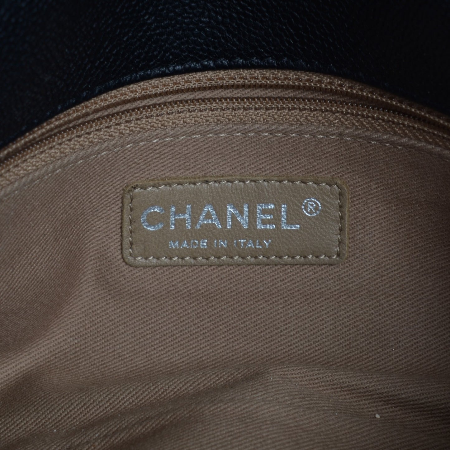 Caviar Stitch Medium Simply CC Flap Black